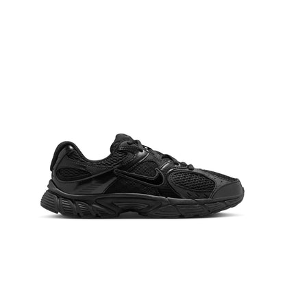 Nike Unisex-Child V5 RNR (Big Kid)