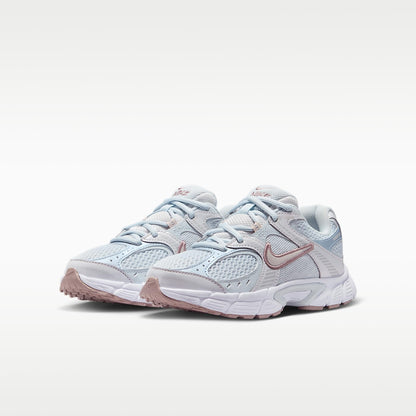 Nike Unisex-Child V5 RNR (Big Kid)