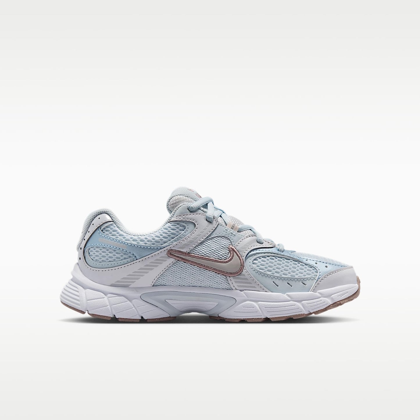 Nike Unisex-Child V5 RNR (Big Kid)