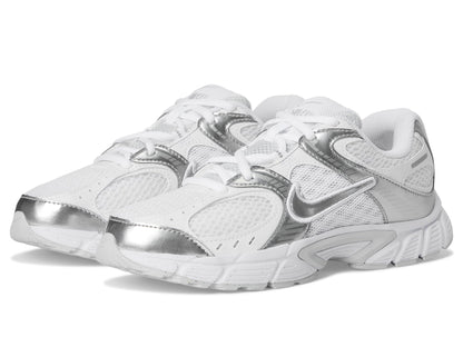 Nike Unisex-Child V5 RNR (Big Kid)