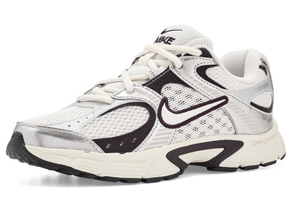 Nike Unisex-Child V5 RNR (Big Kid)