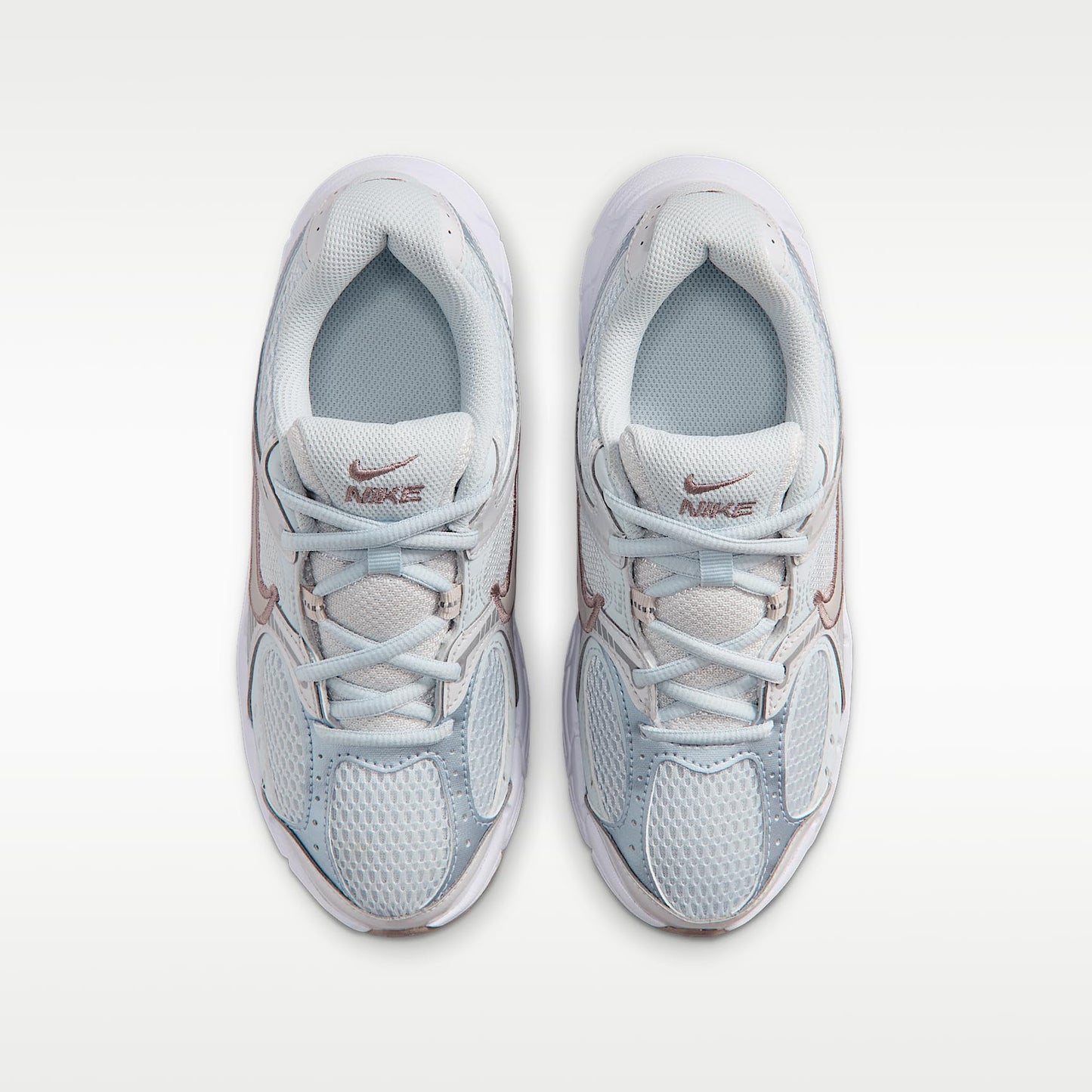 Nike Unisex-Child V5 RNR (Big Kid)