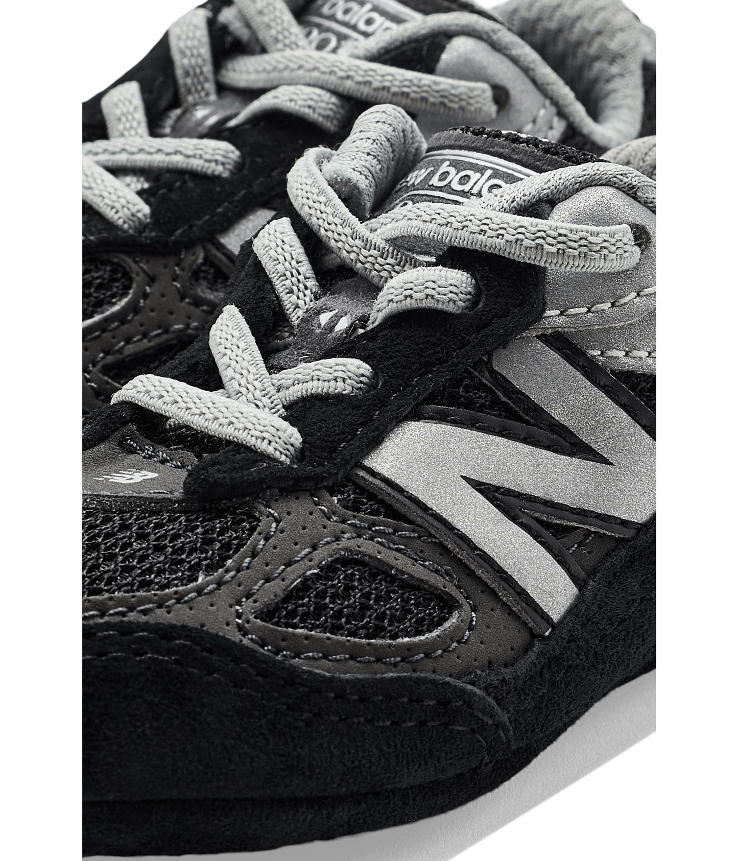 New Balance Kids' 990 V6 Lace-up Sneaker